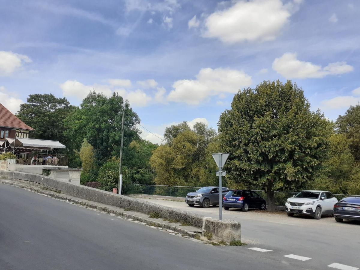 Le Saint Hubert Arcis-sur-Aube Exterior foto