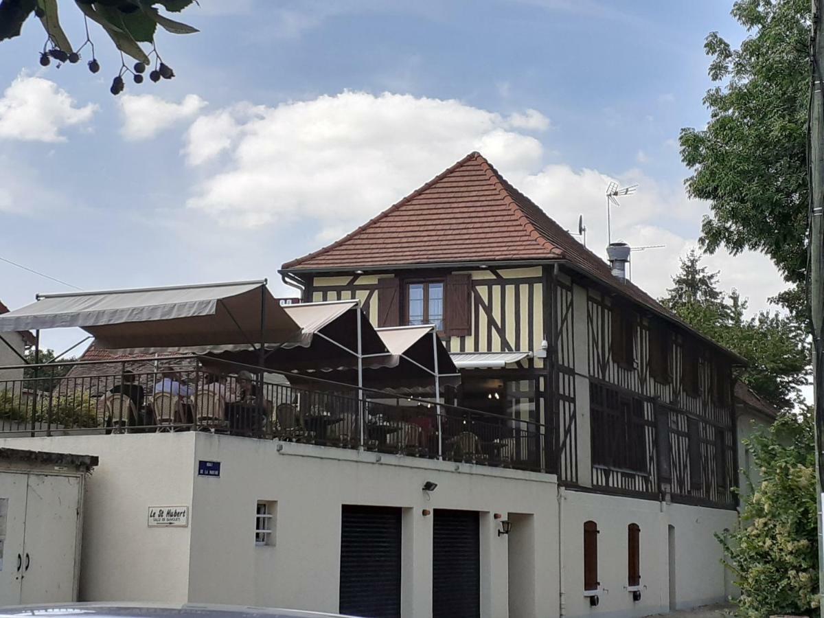 Le Saint Hubert Arcis-sur-Aube Exterior foto
